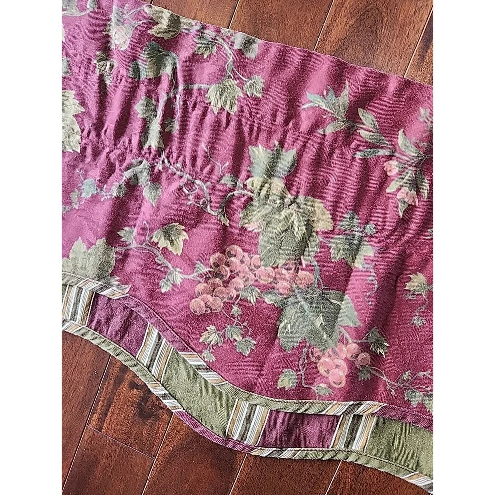 WAVERLY Chianti‎ MERLOT RED GRAPES FLORAL striped VALANCE 16X76